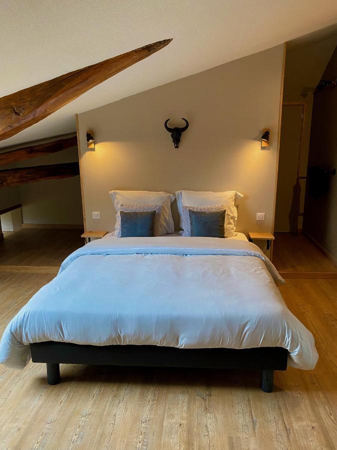 Le Petit Bleu Chambre D'Hotes Bourg-de-Visa Exterior foto