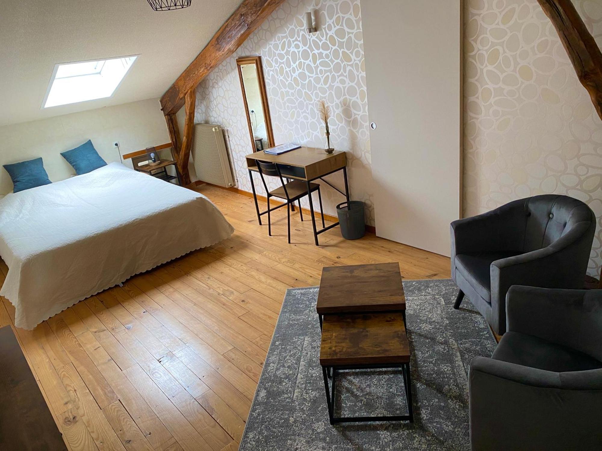 Le Petit Bleu Chambre D'Hotes Bourg-de-Visa Exterior foto